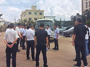 【災(zāi)后重建】劉小明省長親臨我司指導(dǎo)，海南翔泰漁業(yè)上下一心開展自救工作，齊心協(xié)力！全力以“復(fù)”！